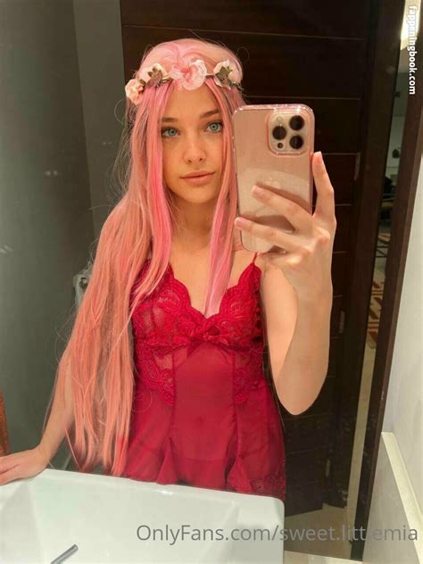 Littlemia onlyfans - Apr 5, 2021 · 06:28 PM. 4. After a shared Google Drive was posted online containing the private videos and images from hundreds of OnlyFans accounts, a researcher has created a tool allowing content creators to ... 